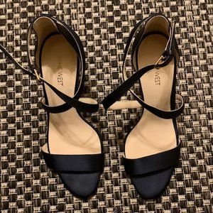 Nine West Navy Blue High Heel